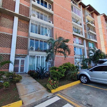 Apartamento Frente Al Aeropuerto De Maiquetía Exterior foto