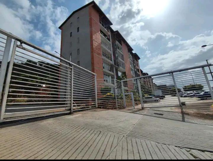 Apartamento Frente Al Aeropuerto De Maiquetía Exterior foto